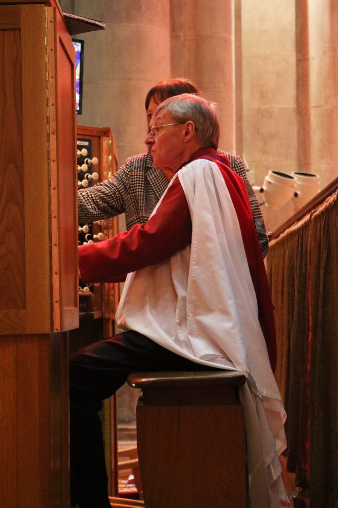 Belfast Cathedral Says Farewell to Organist Ian Barber