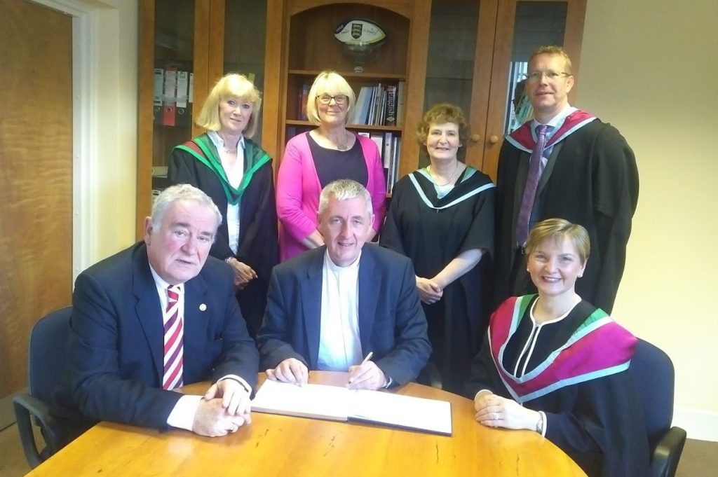 Presbyterian Moderator goes back to school